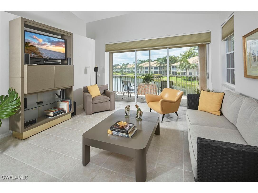 6275 Wilshire Pines Circle #1008 Naples FL 34109 225063261 image1