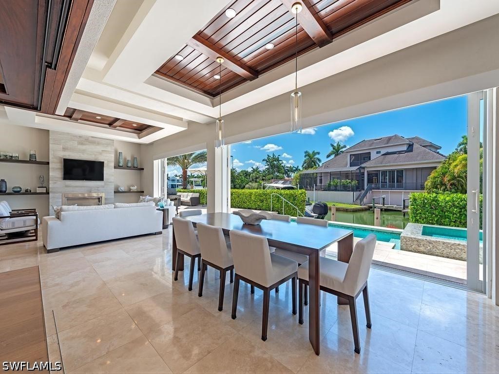 628 21st Avenue S Naples FL 34102 226017409 image11