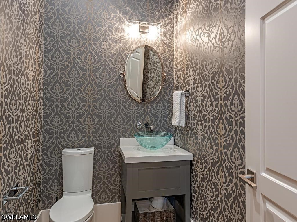 628 21st Avenue S Naples FL 34102 226017409 image17