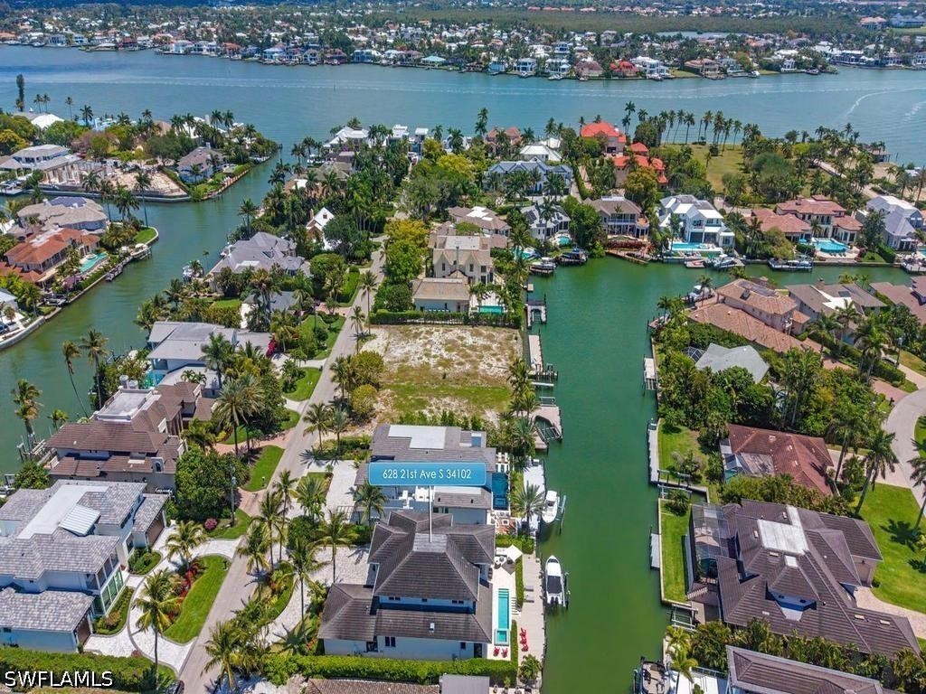628 21st Avenue S Naples FL 34102 226017409 image3