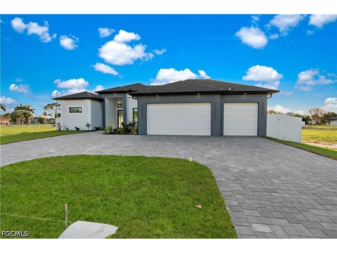 628 Chiquita Boulevard N Cape Coral FL 33993 2026023115 image1