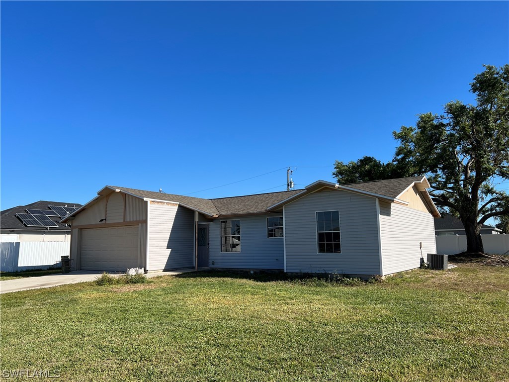 628 NW 2nd Street Cape Coral FL 33993 223022067 image1