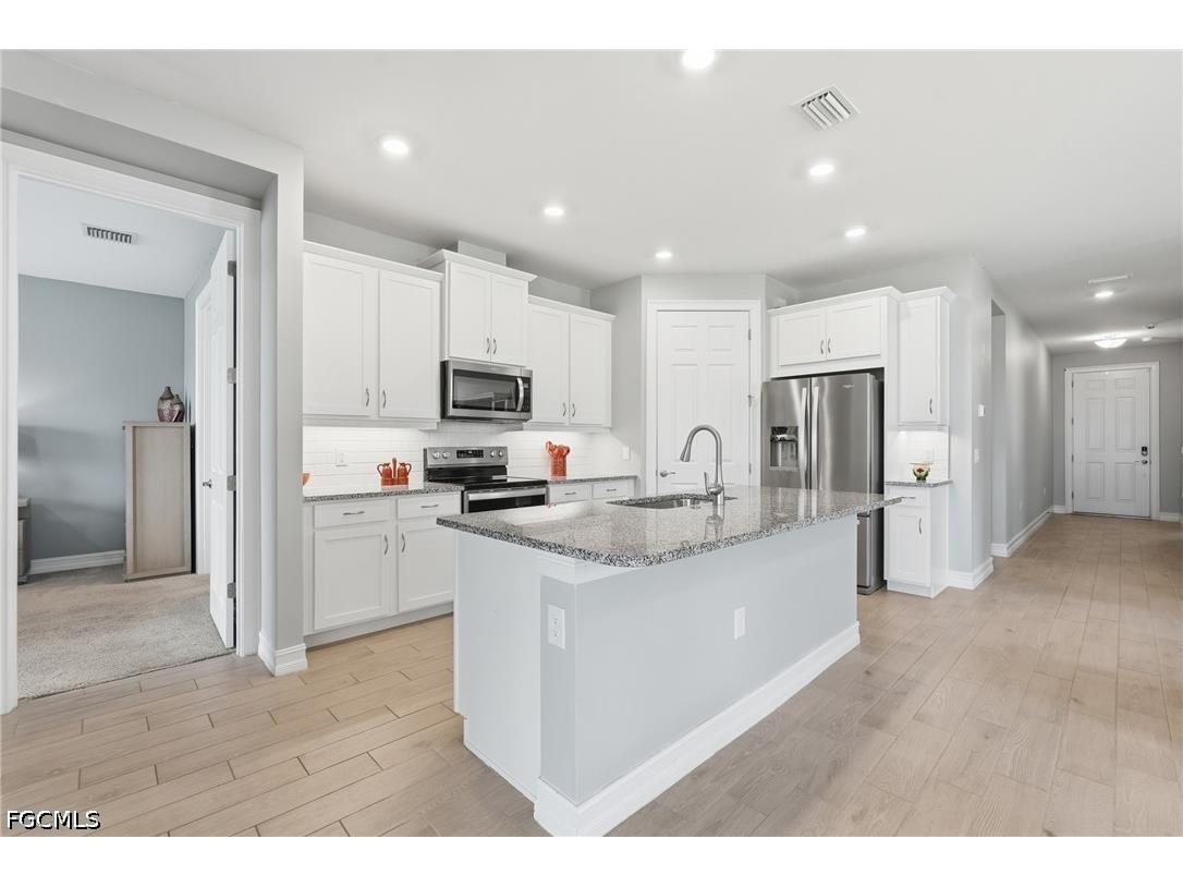 628 Parkshore Lake Avenue Cape Coral FL 33993 2026024920 image13