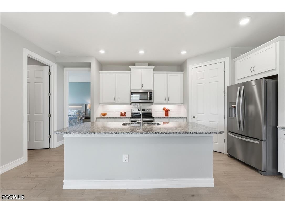 628 Parkshore Lake Avenue Cape Coral FL 33993 2026024920 image16