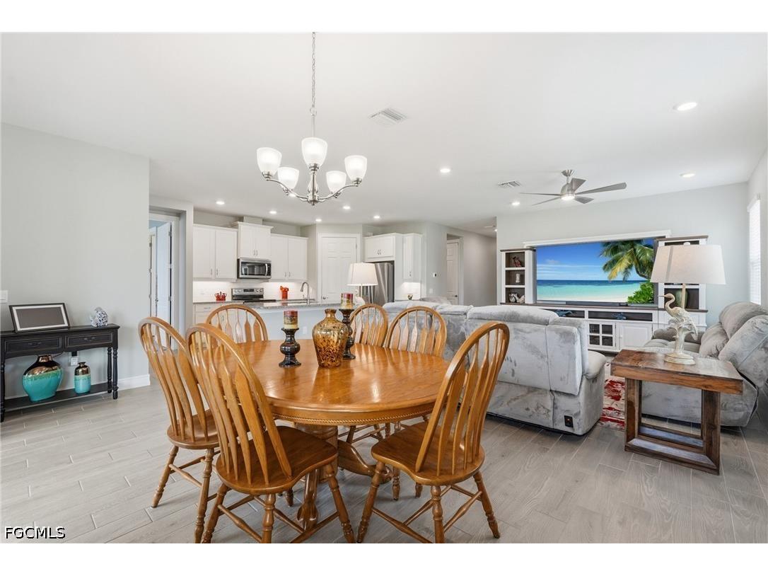 628 Parkshore Lake Avenue Cape Coral FL 33993 2026024920 image17