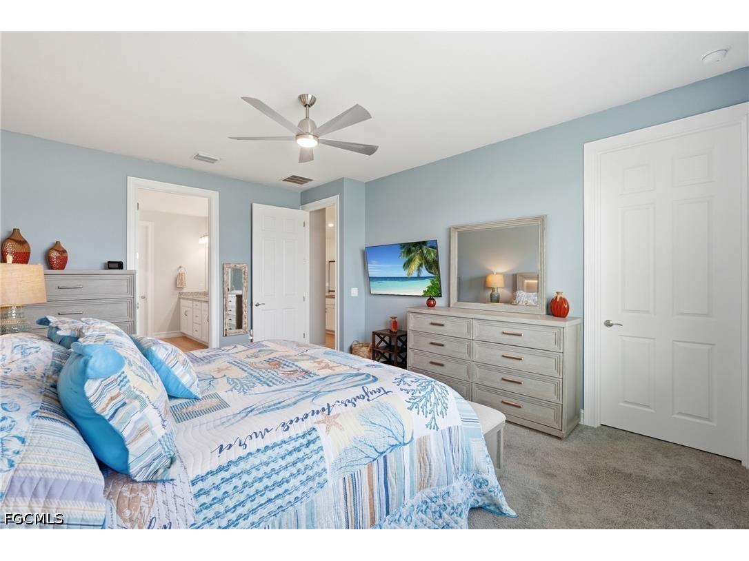 628 Parkshore Lake Avenue Cape Coral FL 33993 2026024920 image19