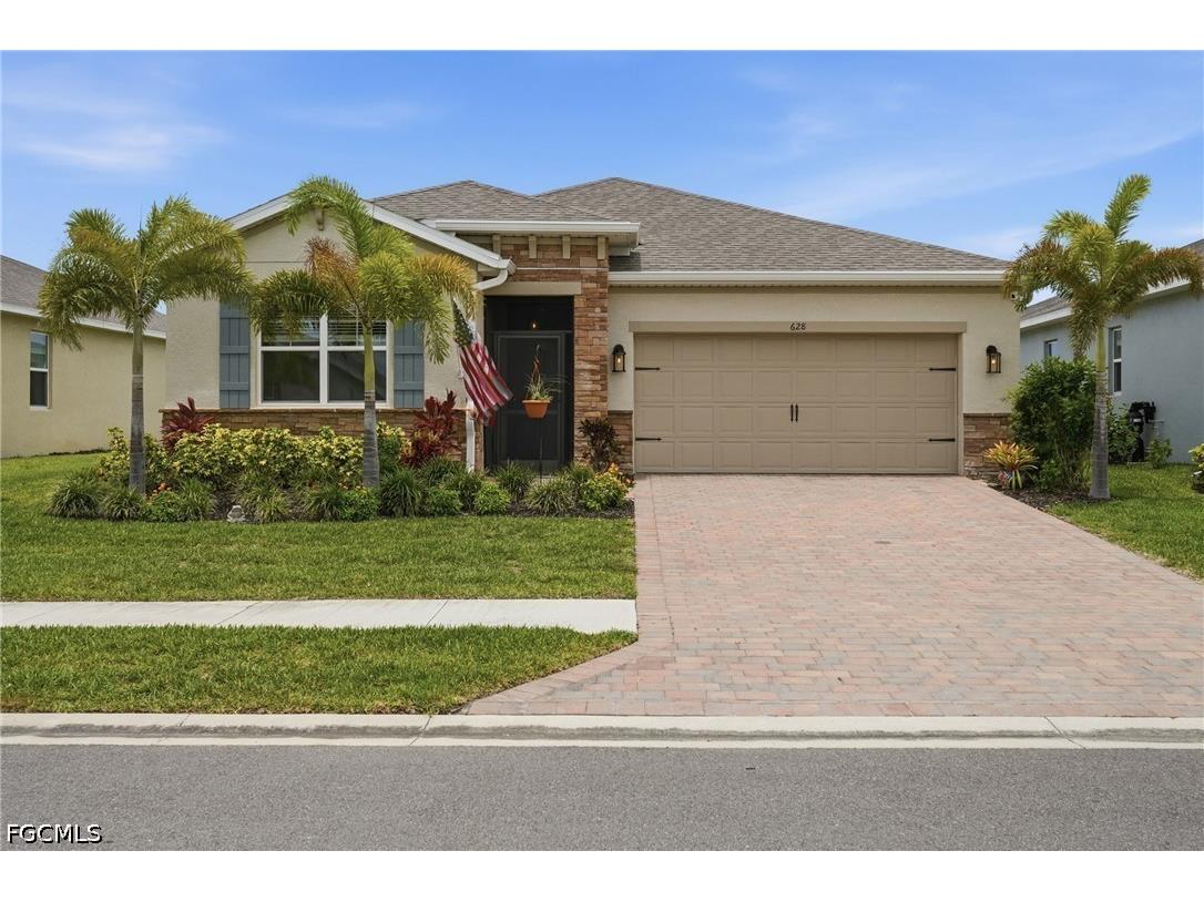 628 Parkshore Lake Avenue Cape Coral FL 33993 2026024920 image2