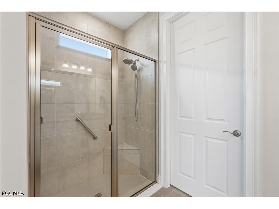628 Parkshore Lake Avenue Cape Coral FL 33993 2026024920 image22