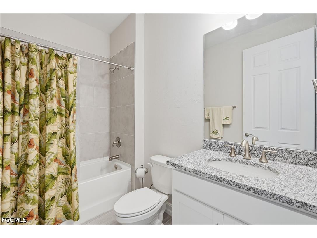 628 Parkshore Lake Avenue Cape Coral FL 33993 2026024920 image25