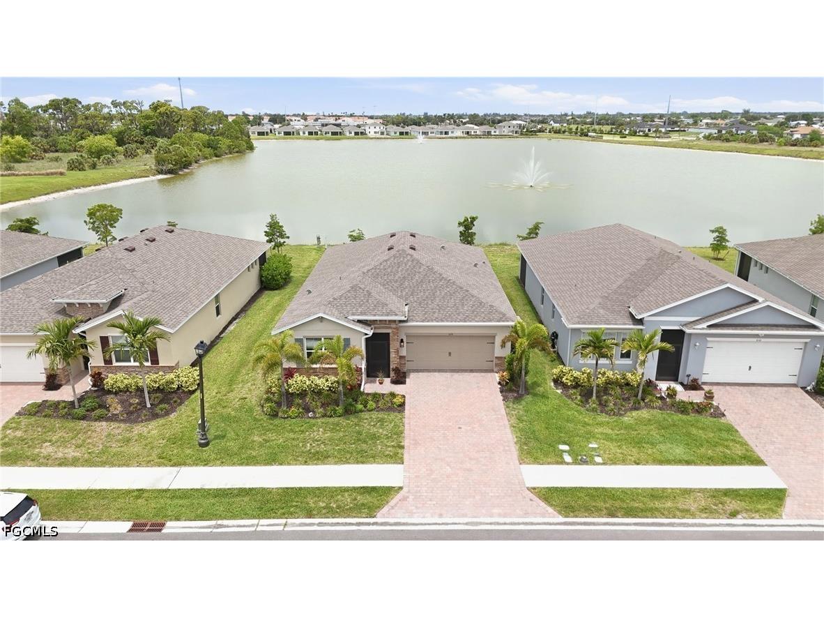 628 Parkshore Lake Avenue Cape Coral FL 33993 2026024920 image3