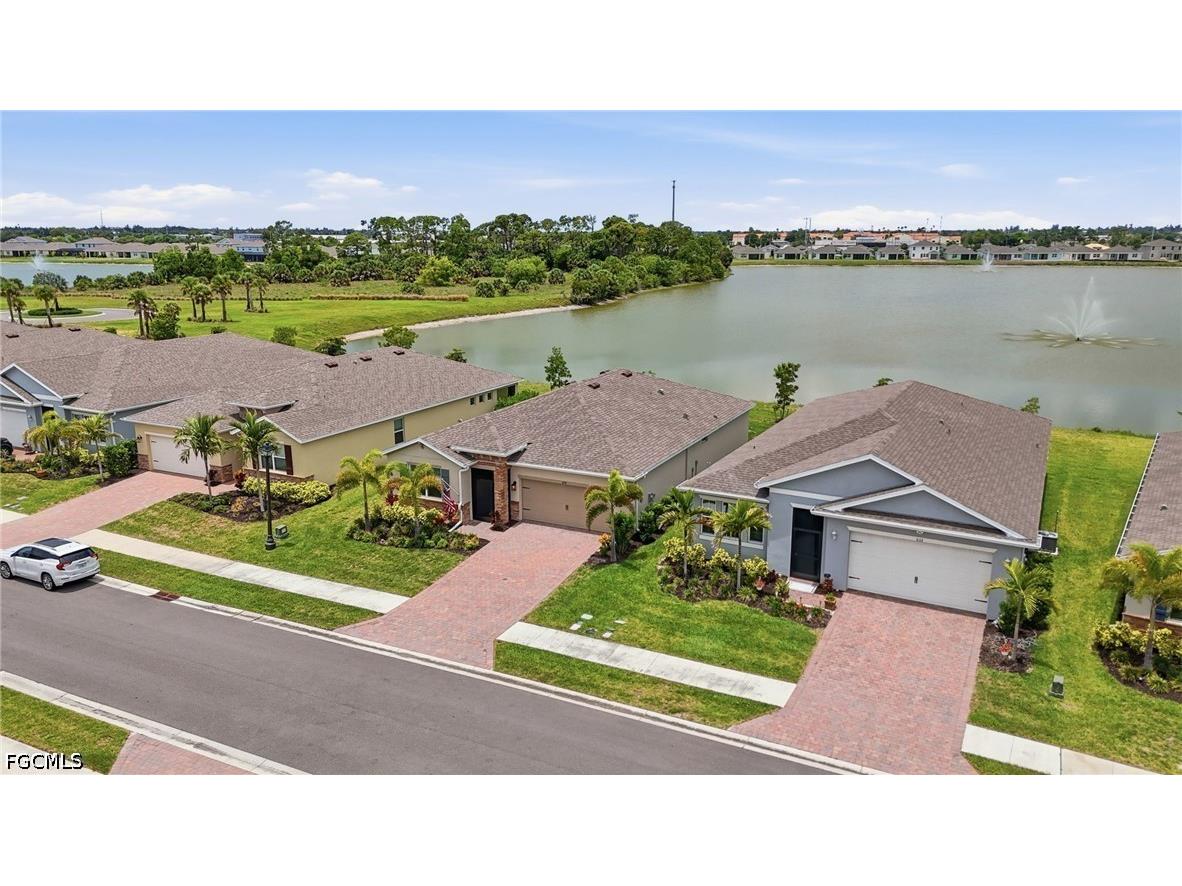 628 Parkshore Lake Avenue Cape Coral FL 33993 2026024920 image36