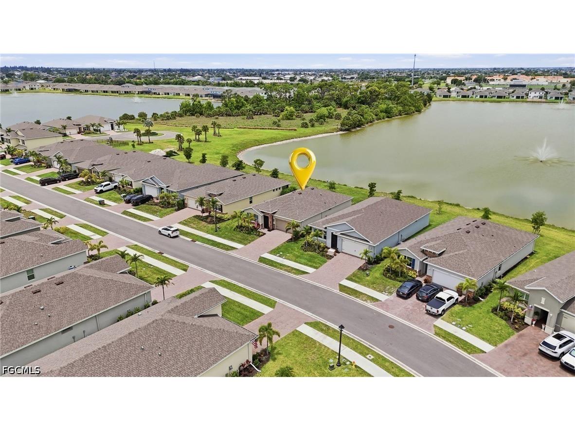 628 Parkshore Lake Avenue Cape Coral FL 33993 2026024920 image37