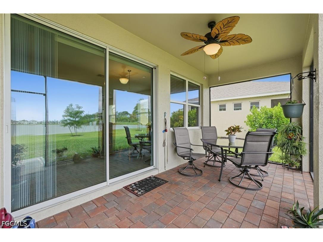 628 Parkshore Lake Avenue Cape Coral FL 33993 2026024920 image7