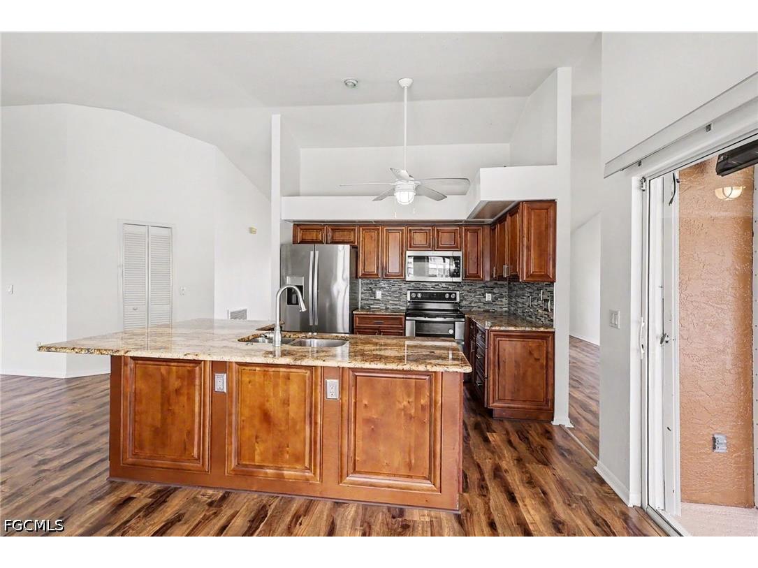 628 SE 21st Lane Cape Coral FL 33990 2026021521 image10