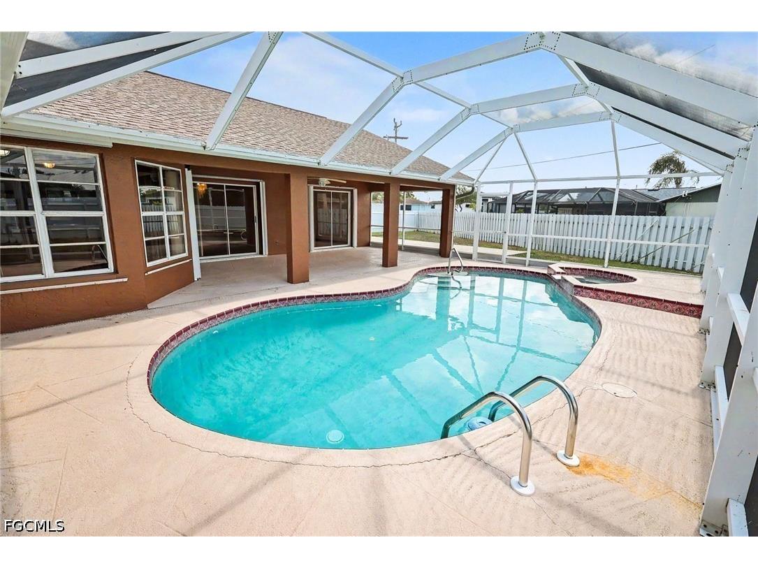 628 SE 21st Lane Cape Coral FL 33990 2026021521 image32