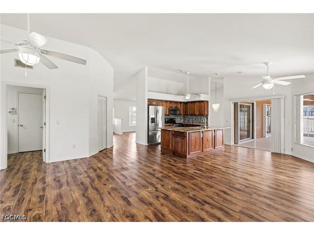 628 SE 21st Lane Cape Coral FL 33990 2026021521 image7
