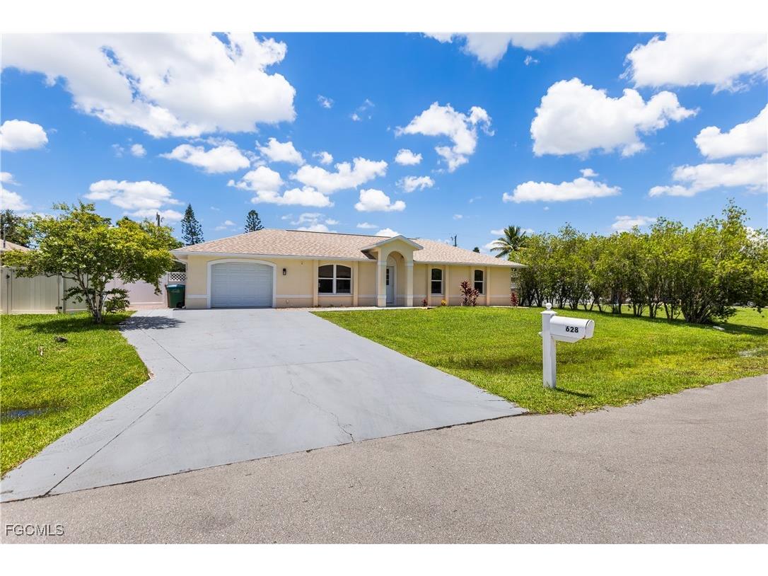628 SE 9th Place Cape Coral FL 33990 2025018138 image2