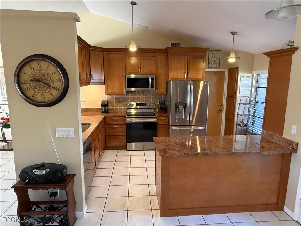 628 SW 35th Street Cape Coral FL 33914 2026002973 image6