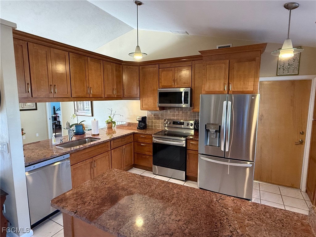 628 SW 35th Street Cape Coral FL 33914 2026002973 image7