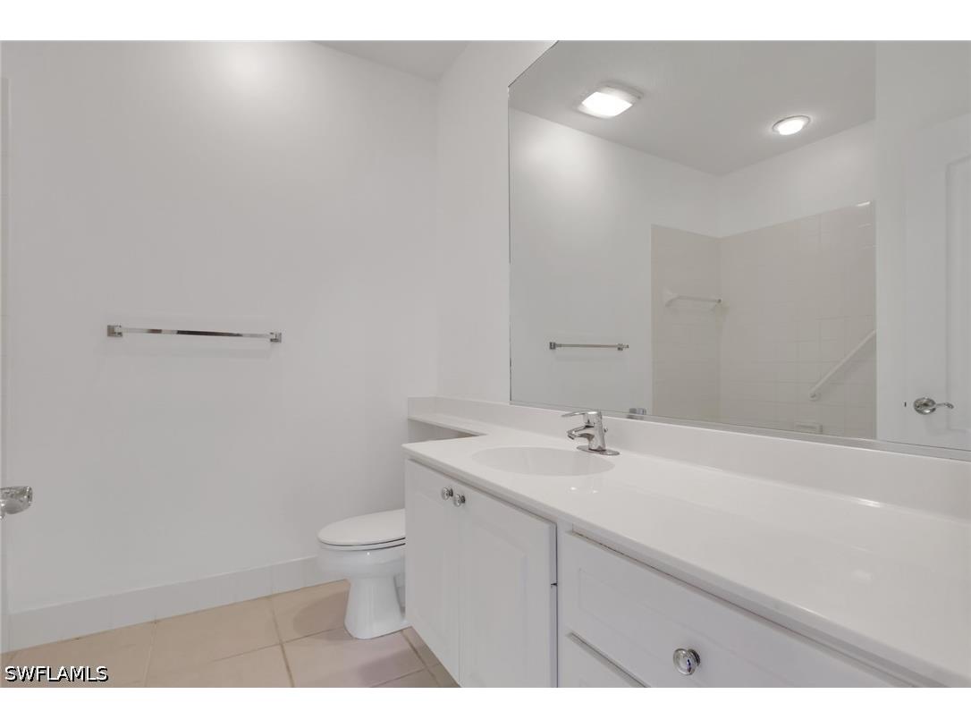 6284 Towncenter Circle Naples FL 34119 226019561 image20