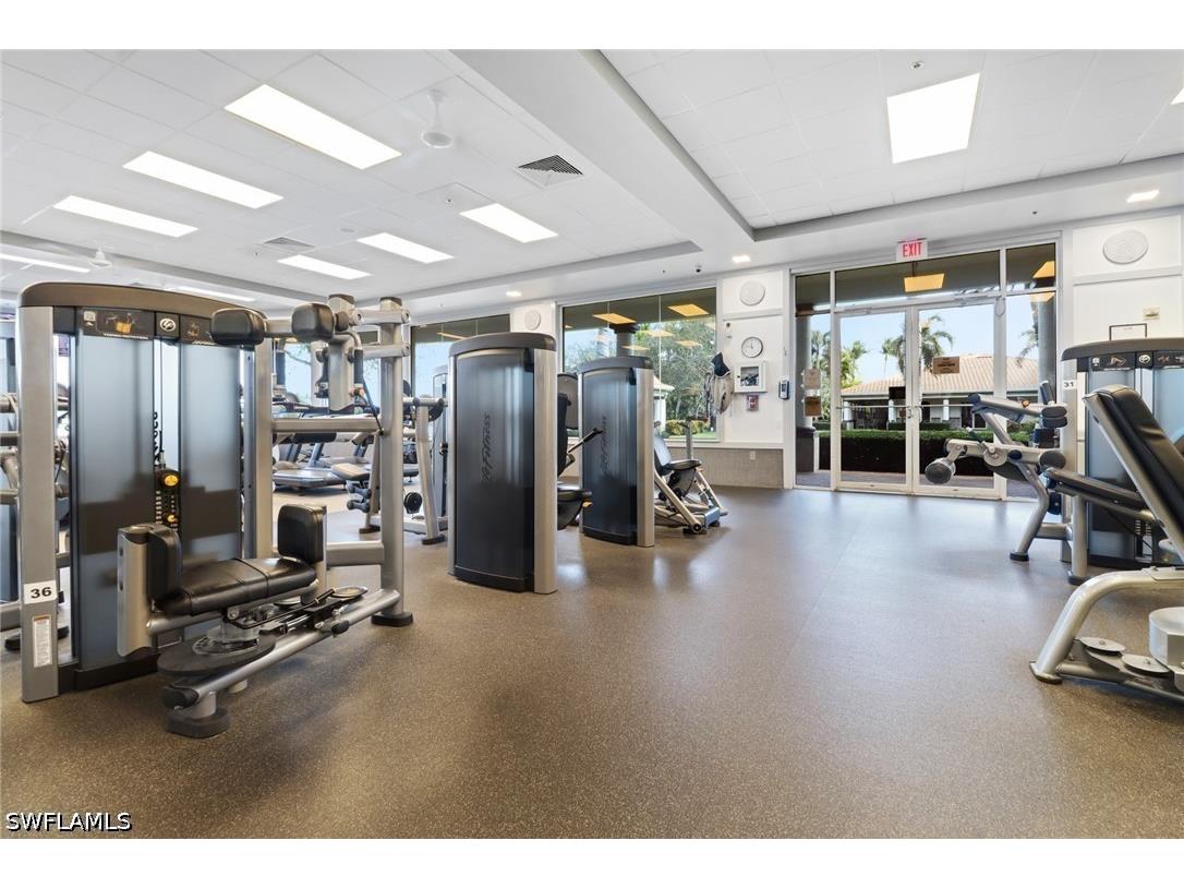 6284 Towncenter Circle Naples FL 34119 226019561 image36