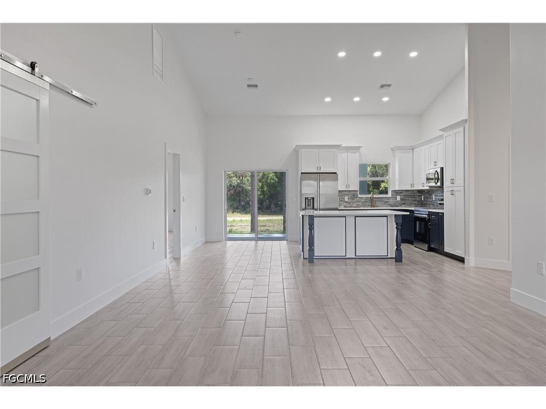 629 Loleta Court Lehigh Acres FL 33972 2026007156 image4