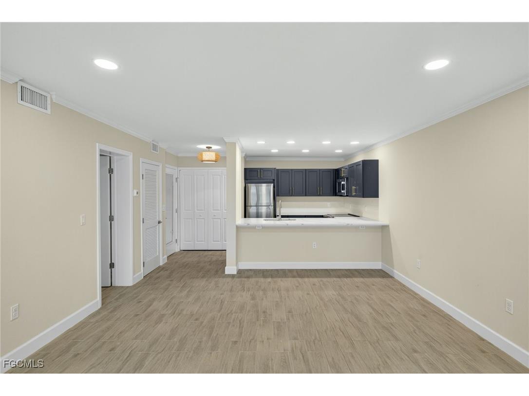 629 Nerita Street #A-4 Sanibel FL 33957 2026000461 image8