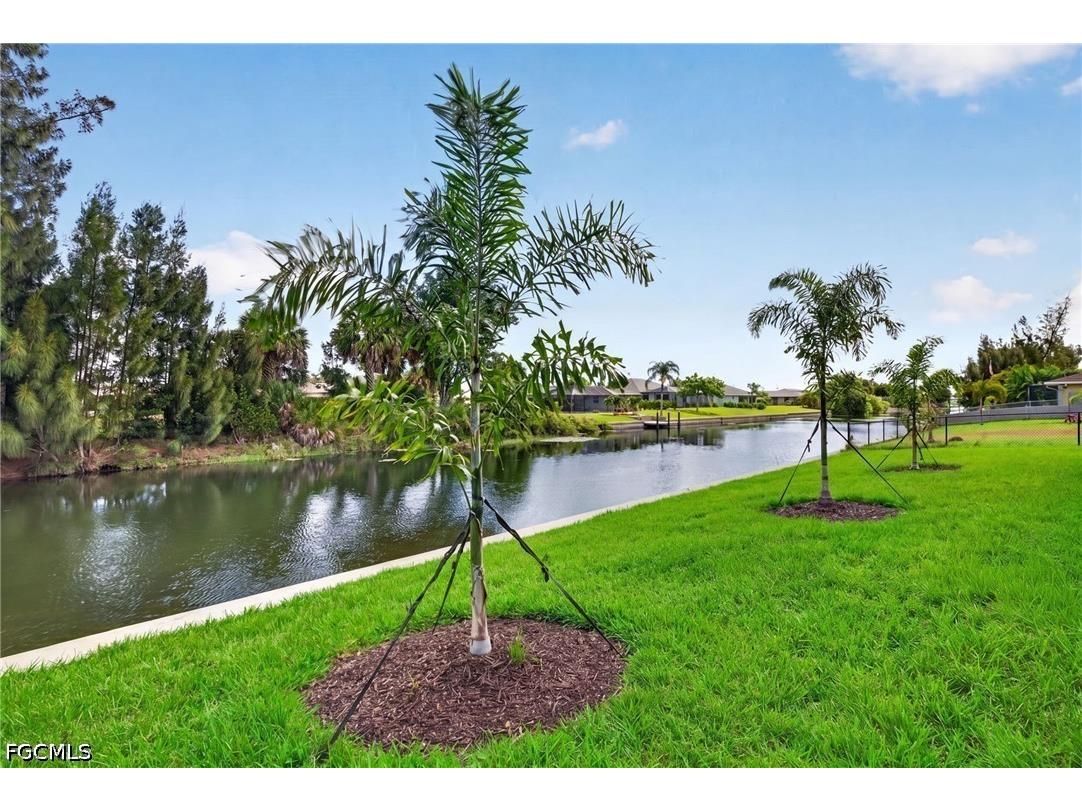 629 SW 13th Street Cape Coral FL 33914 2026026412 image1