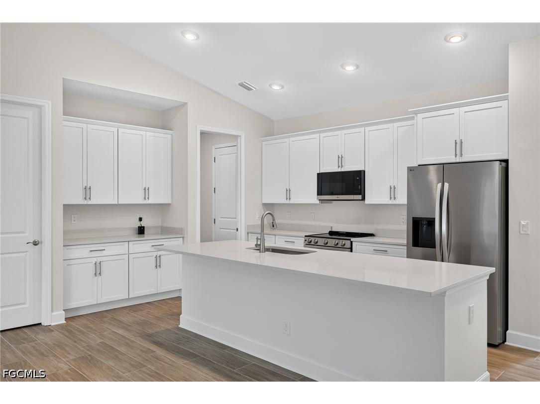 629 SW 13th Street Cape Coral FL 33914 2026026412 image29