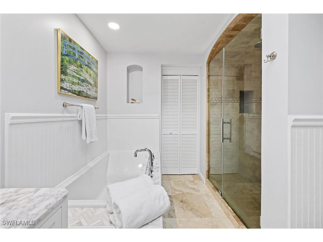 629 Serendipity Drive #629 Naples FL 34108 225075937 image18