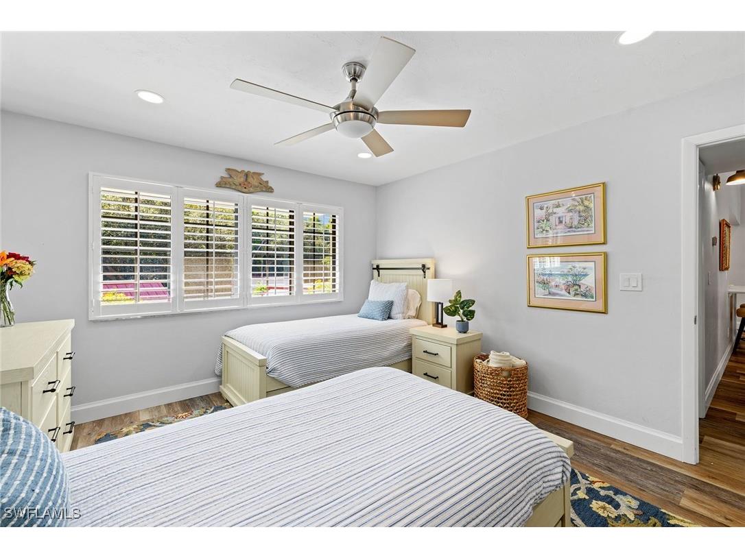 629 Serendipity Drive #629 Naples FL 34108 225075937 image21