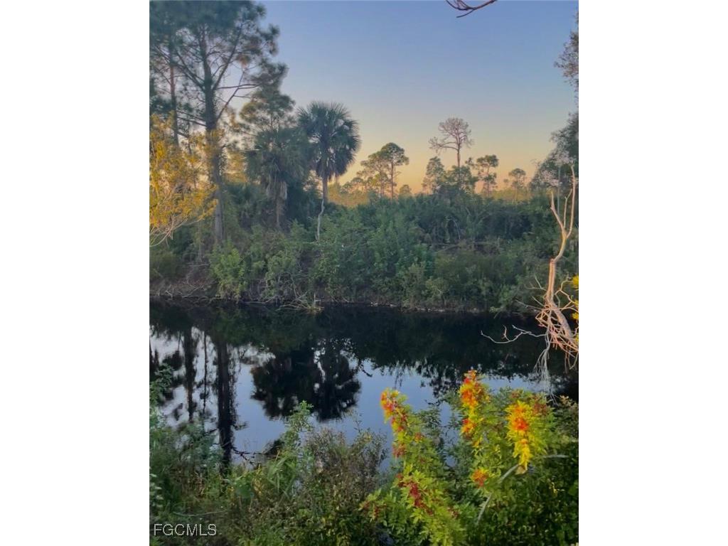 629 Wilmington Parkway Cape Coral FL 33993 2025014632 image2