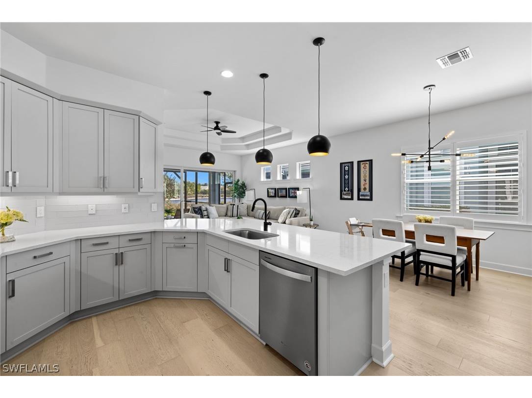 6291 Arriba Avenue Naples FL 34113 226011670 image11