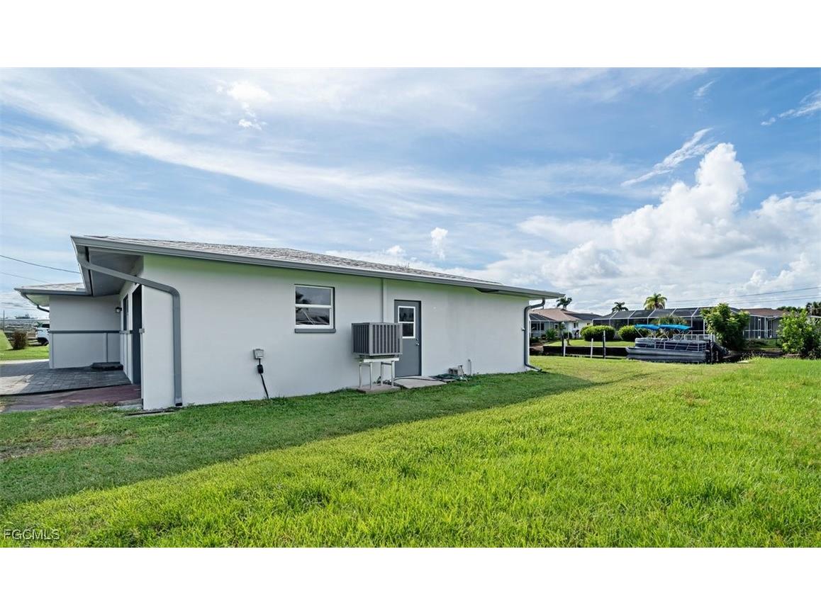 6293 Park Road Fort Myers FL 33908 2025009160 image12