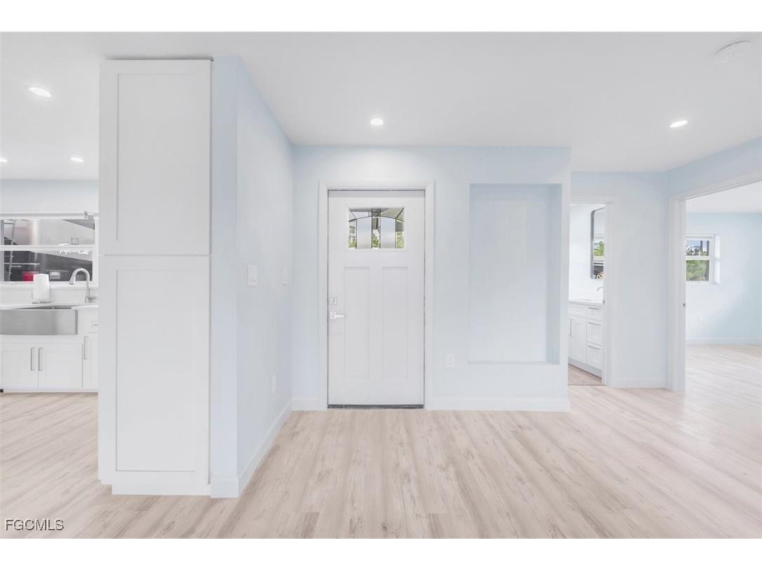 6293 Park Road Fort Myers FL 33908 2025009160 image23