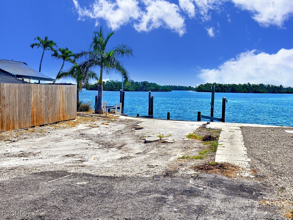 63 Emily Lane Fort Myers Beach FL 33931 2025004211 image4