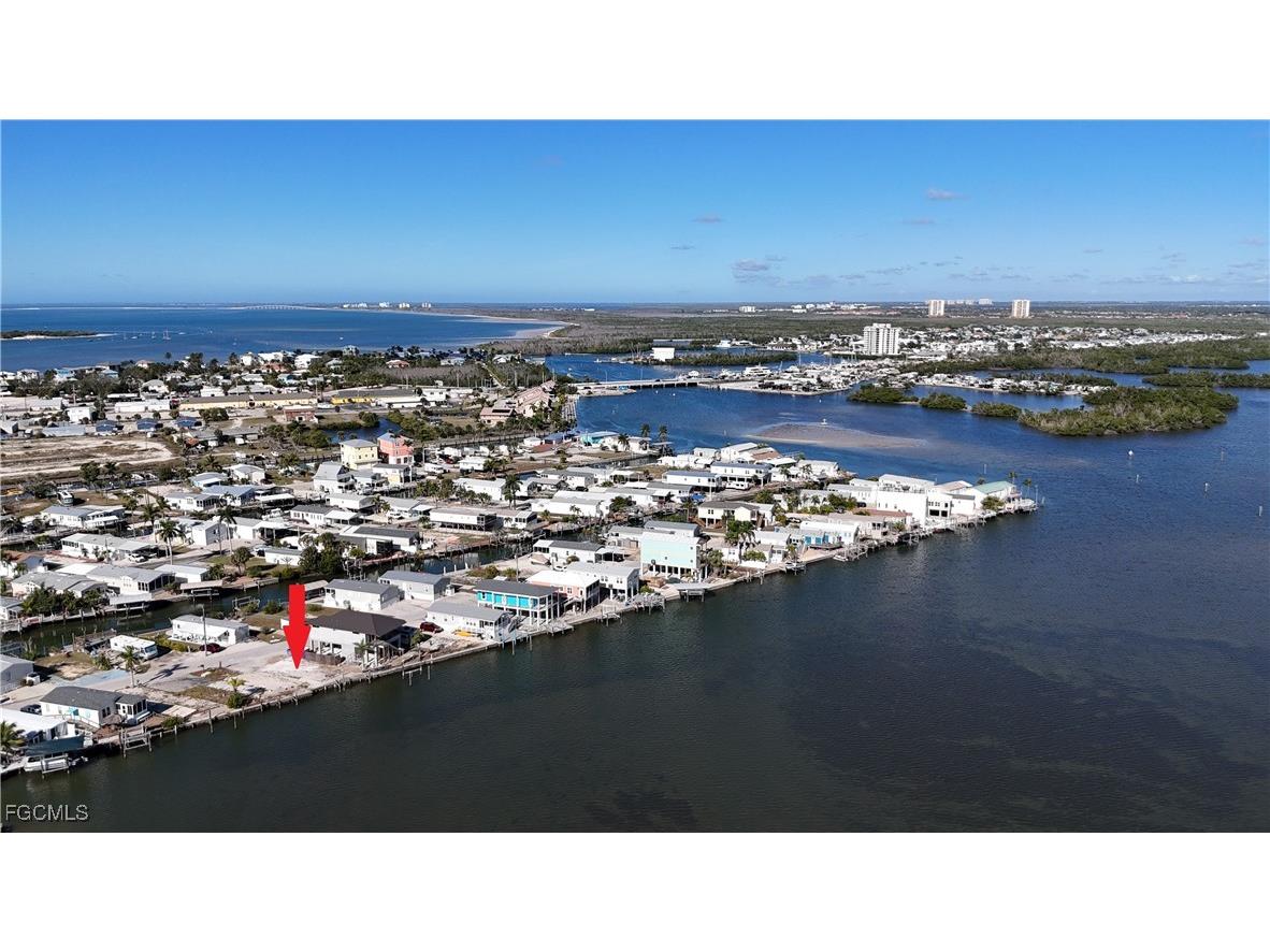 63 Emily Lane Fort Myers Beach FL 33931 2026001438 image1