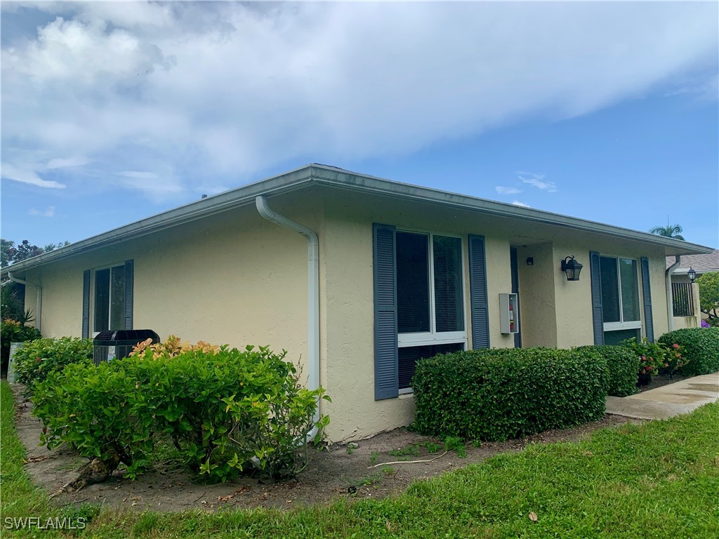 63 Glades Boulevard #3 Naples FL 34112 225065323 image1