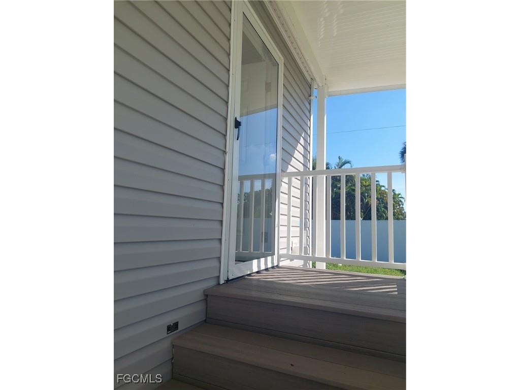 63 Poplar Place Fort Myers FL 33908 2025012186 image13
