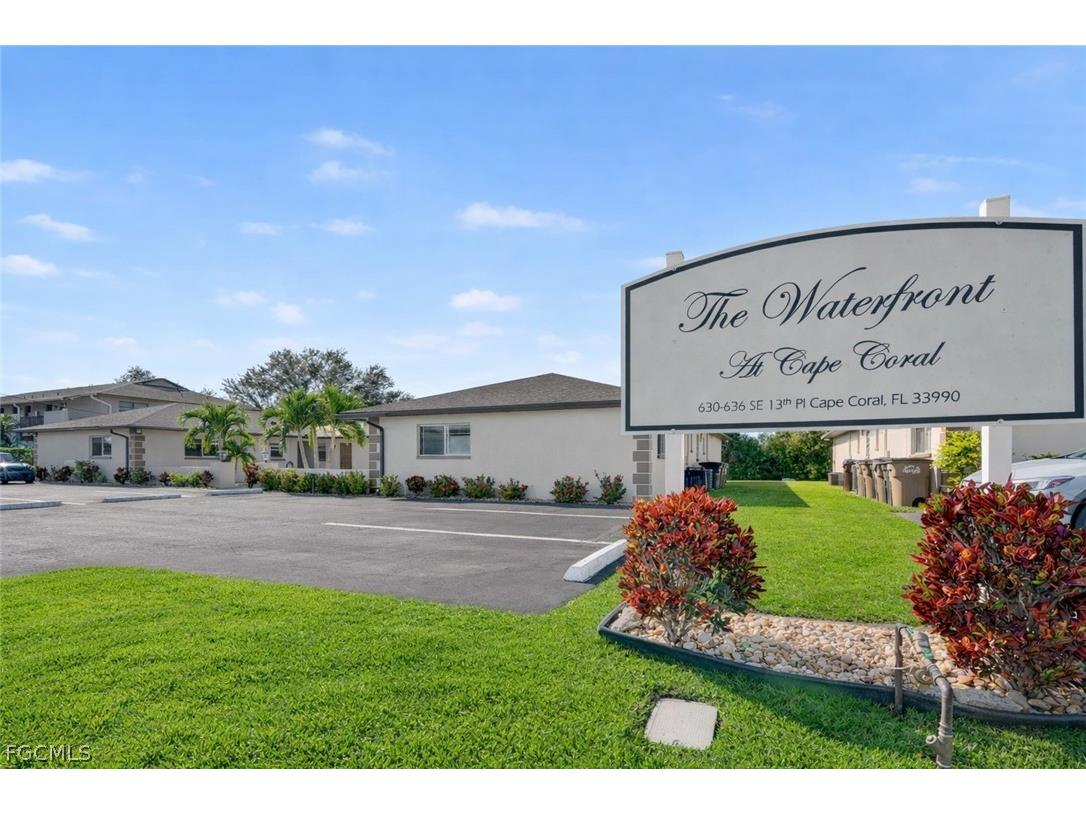 630-636 SE 13th Place #2 Cape Coral FL 33990 2026012642 image2