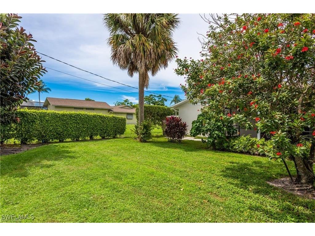 630 95th Avenue N #A Naples FL 34108 226003431 image28