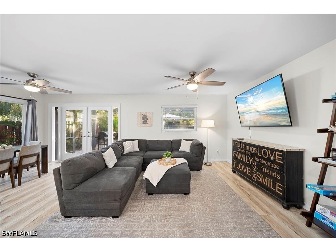 630 99th Avenue N Naples FL 34108 226014333 image16