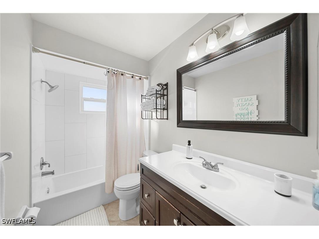630 99th Avenue N Naples FL 34108 226014333 image24