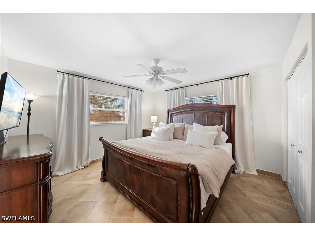 630 99th Avenue N Naples FL 34108 226014333 image25