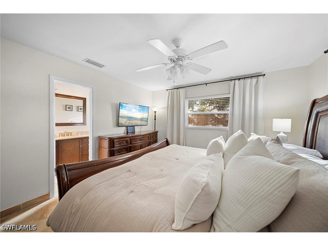 630 99th Avenue N Naples FL 34108 226014333 image26