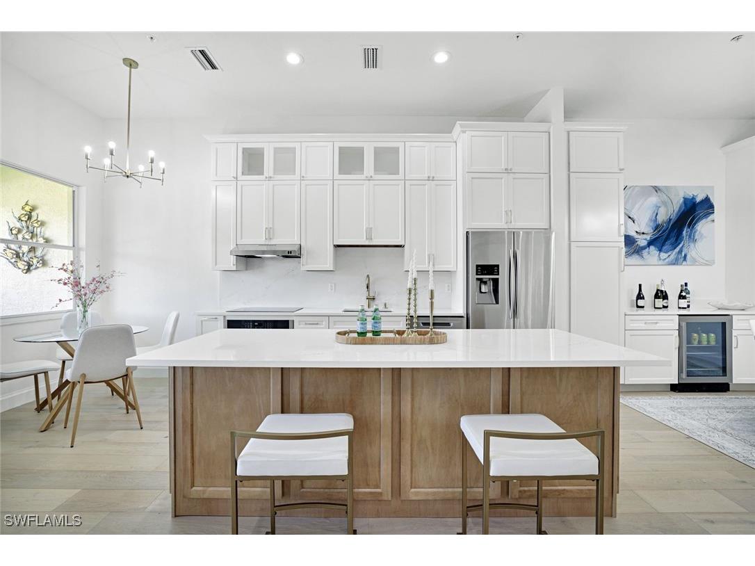 630 Lalique Circle #506 Naples FL 34119 225026540 image1