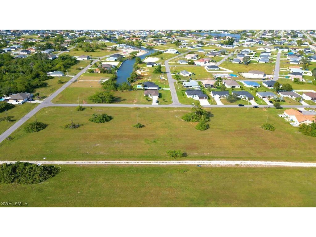 630 NE 4th Terrace Cape Coral FL 33909 222013439 image1