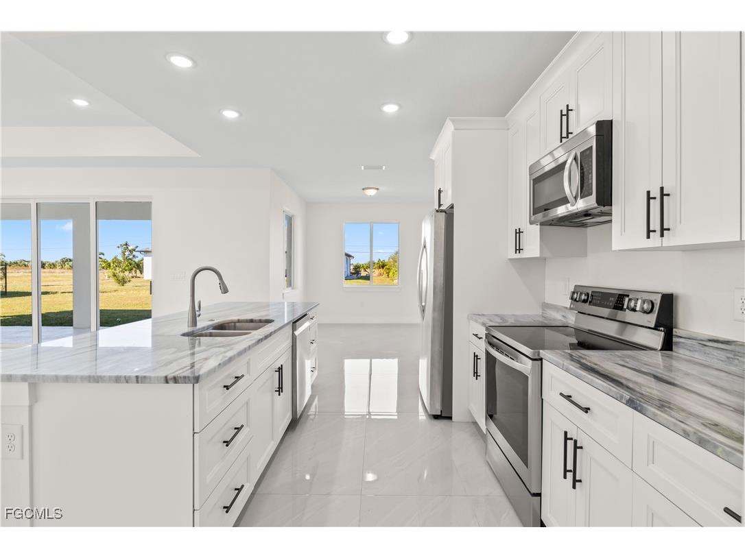 630 NW 7th Place Cape Coral FL 33993 2025017372 image12