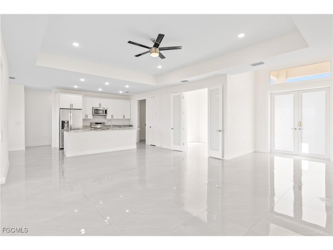 630 NW 7th Place Cape Coral FL 33993 2025017372 image4