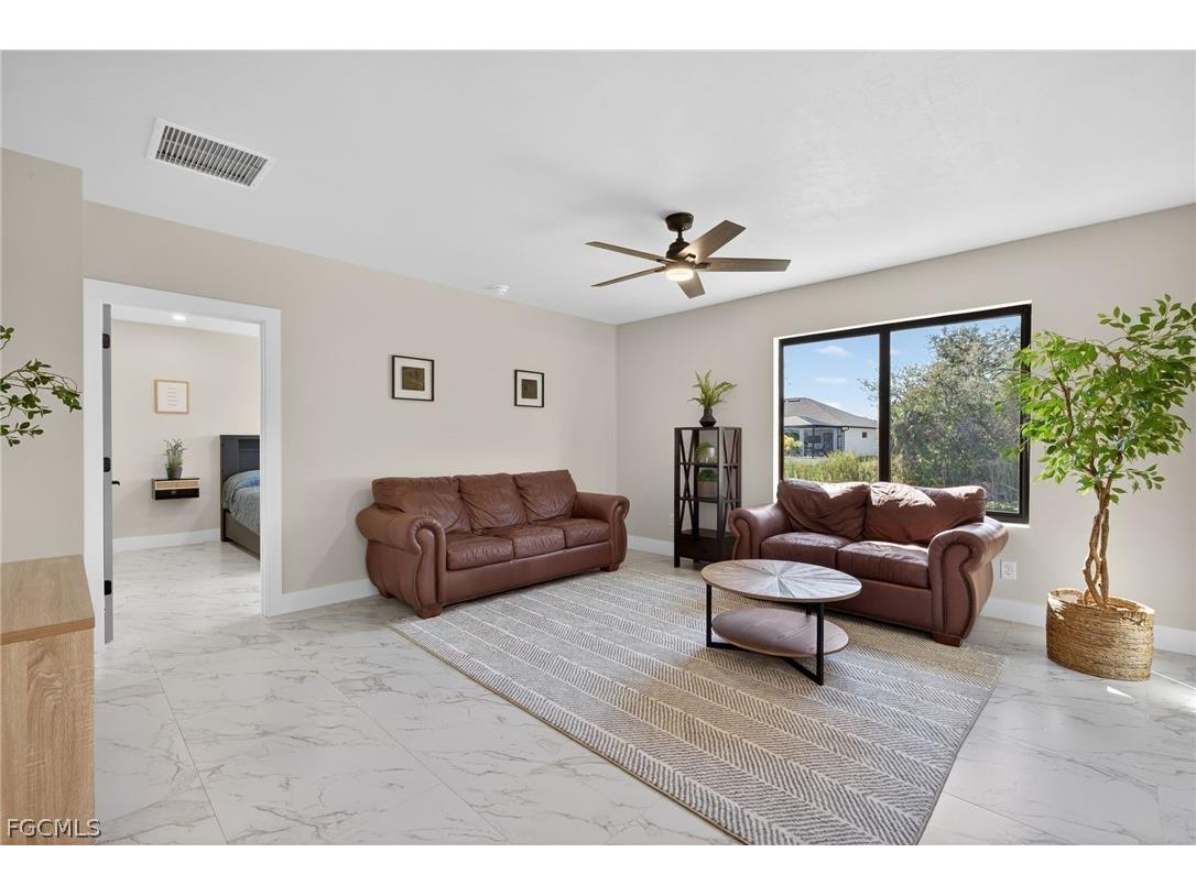 630 SW 11th Place Cape Coral FL 33991 2026007013 image10